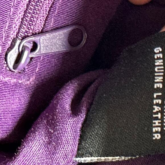 Wilson’s Pelle Studios Italian Leather Purple Purse Bag Holiday sparkle - Picture 8 of 8